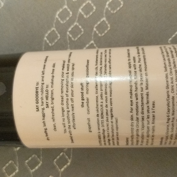 Makeup Remover Spray - Picture 2 of 3